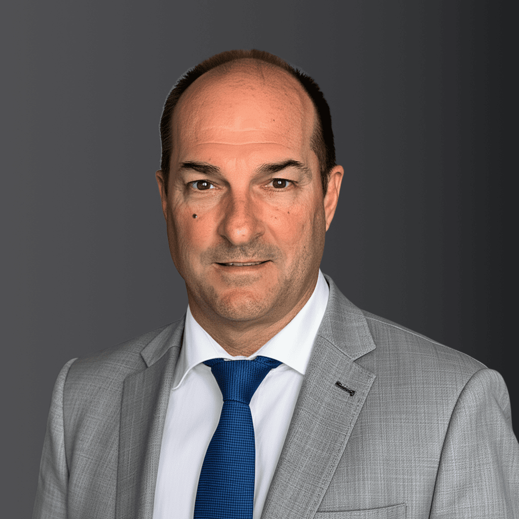 Burris Warner headshot