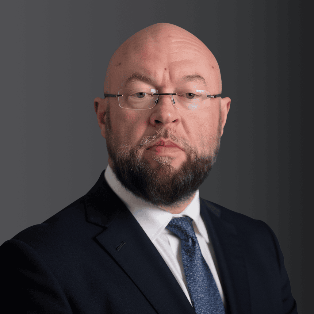 Greg Matthews headshot