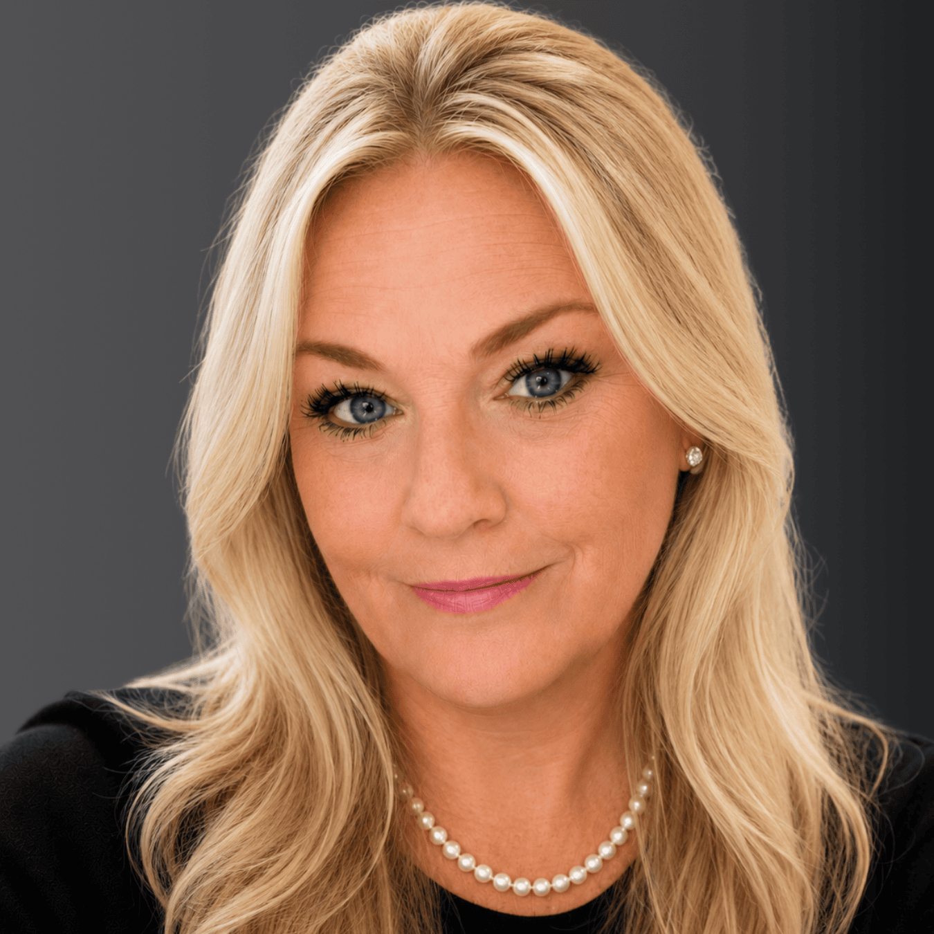 Kim Malloy headshot