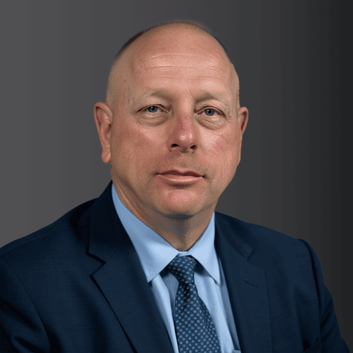 Kelly Phillips headshot